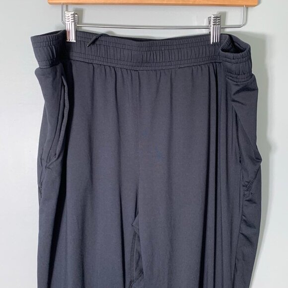 All in Motion black pull on elastic waist straight leg athletic sweatpants - Picture 2 of 10